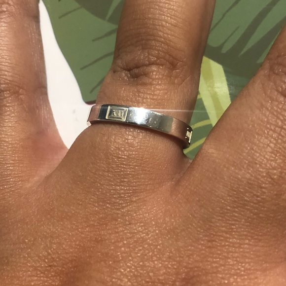 Narrow T&Co atlas ring - Picture 2 of 3